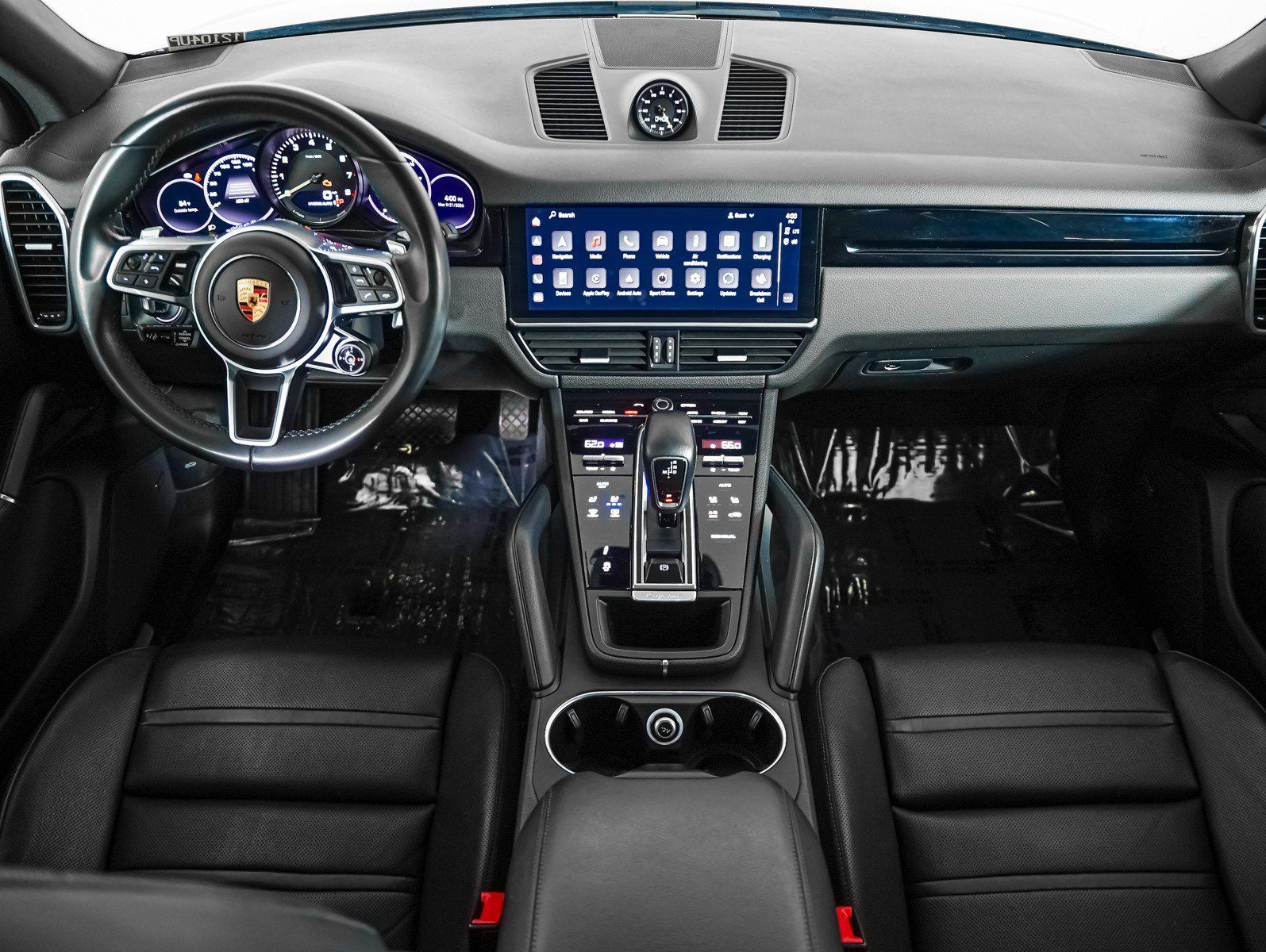 Certified 2022 Porsche Cayenne E-Hybrid AWD/4WD image 16