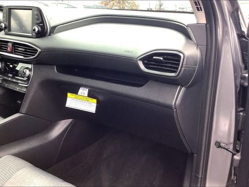 Used 2020 Hyundai Santa Fe SEL w/ Convenience Package image 18