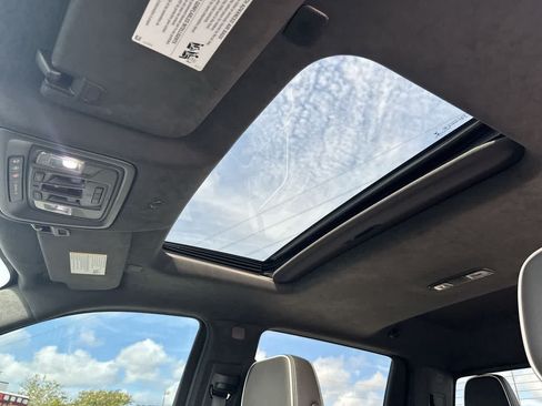 Used 2023 GMC Sierra 1500 AT4X AWD/4WD image 19