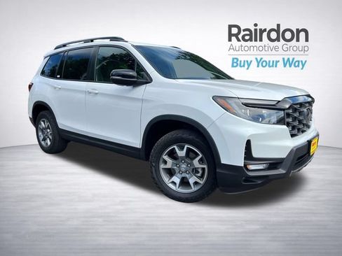 Used 2023 Honda Passport TrailSport image 1