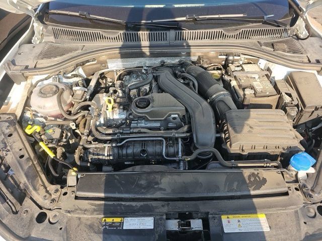 Used 2025 Volkswagen Jetta Sport FWD image 19