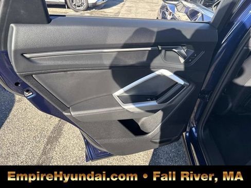 Used 2025 Audi Q3 2.0T Premium image 17