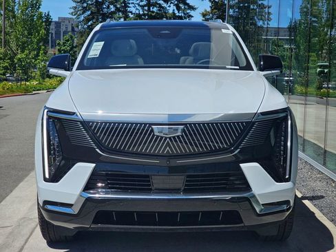 New 2026 Cadillac Escalade IQL Luxury AWD/4WD image 8