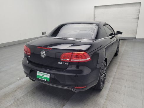 Used 2015 Volkswagen Eos Final Edition FWD image 9