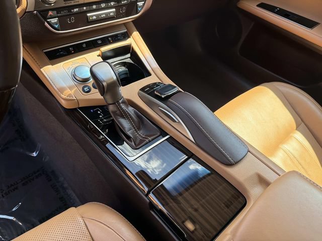 Used 2018 Lexus ES 300h FWD image 24