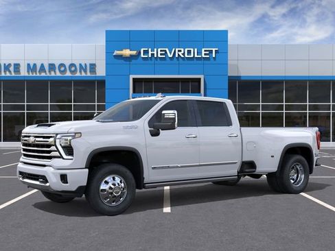 New 2026 Chevrolet Silverado 3500 High Country w/ High Country Premium Package AWD/4WD image 2