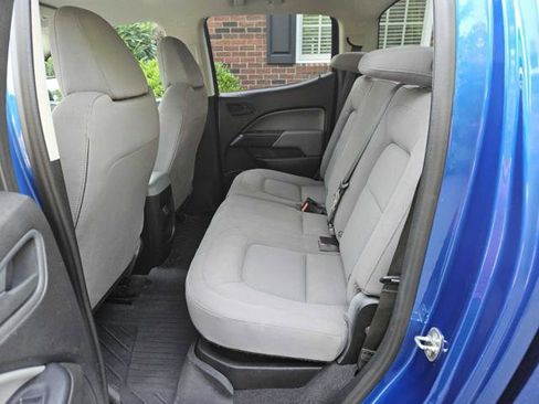 Used 2019 Chevrolet Colorado W/T w/ WT Convenience Package RWD image 21