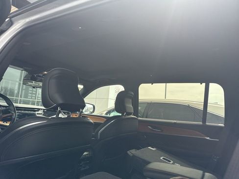Used 2022 Jeep Grand Cherokee L Summit image 7