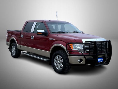 Used 2014 Ford F150 Lariat w/ Lariat Chrome Package image 3