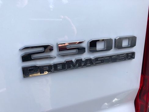 Used 2025 RAM ProMaster 2500 w/ U-Haul Equipment Group FWD image 16
