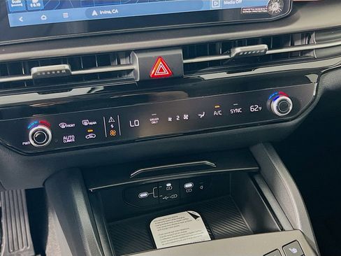 New 2026 Kia Sportage SX Prestige AWD/4WD image 14