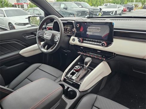 New 2025 GMC Canyon AT4 w/ AT4X Package image 10