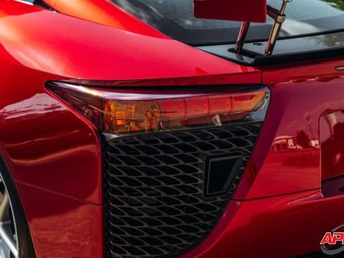Used 2012 Lexus LFA RWD image 80