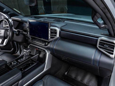 Used 2022 Toyota Tundra Platinum AWD/4WD image 17