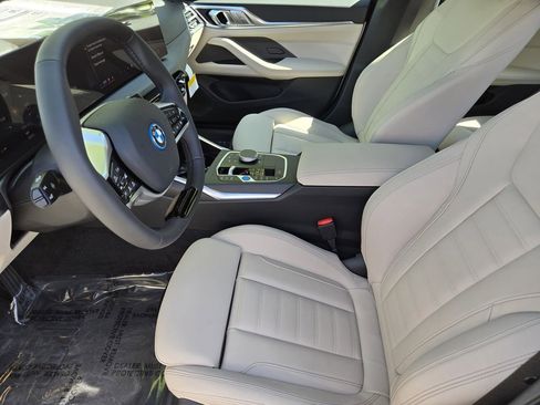 New 2026 BMW i4 xDrive40i w/ Premium Package AWD/4WD image 14