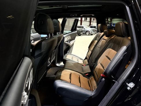 Used 2021 Mercedes-Benz GLS 63 AMG 4MATIC image 17