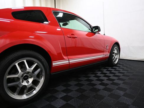 Used 2009 Ford Mustang Shelby GT500 RWD image 13