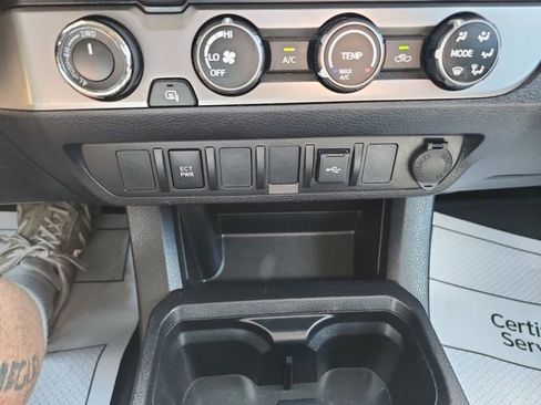 Used 2023 Toyota Tacoma SR w/ SR Convenience Package image 28