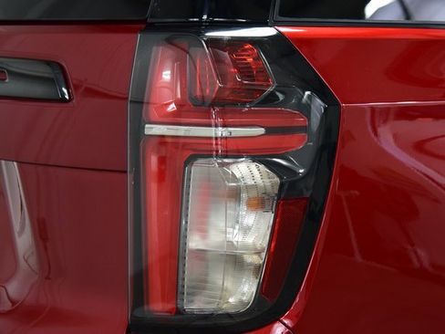 Used 2022 Chevrolet Tahoe Z71 w/ Luxury Package image 19