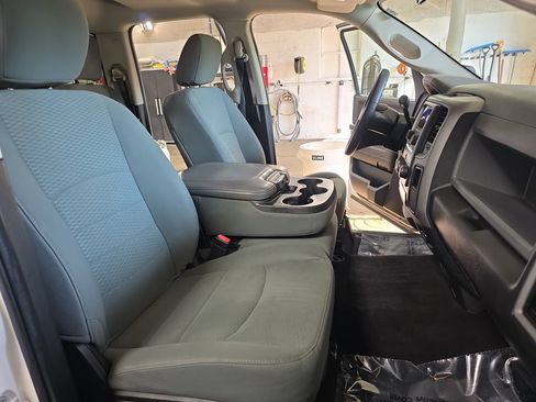 Used 2013 RAM 1500 Express AWD/4WD image 5