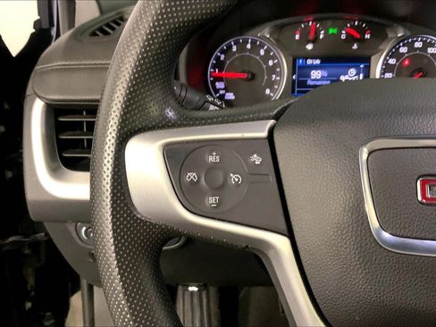 Used 2024 GMC Terrain SLE FWD image 18