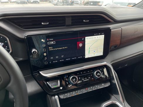 Used 2024 GMC Sierra 1500 Denali Ultimate AWD/4WD image 20