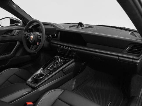 Certified 2025 Porsche 911 Carrera GTS RWD image 35