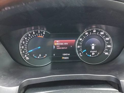 Used 2017 Ford Explorer Platinum image 16