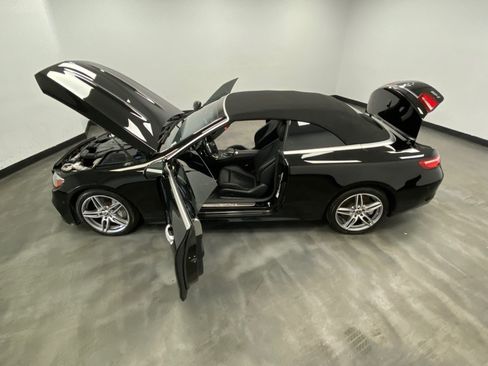 Used 2019 Mercedes-Benz E 450 4MATIC Cabriolet image 50