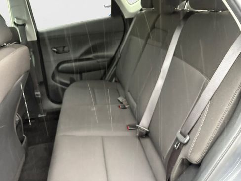 Used 2024 Hyundai Kona SEL AWD/4WD image 14