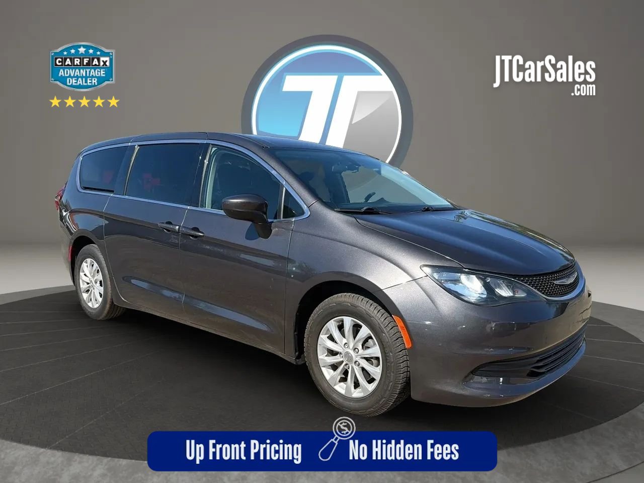 Used 2018 Chrysler Pacifica LX w/ Tire & Wheel Group FWD image 1