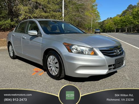 Used 2012 Honda Accord LX image 2