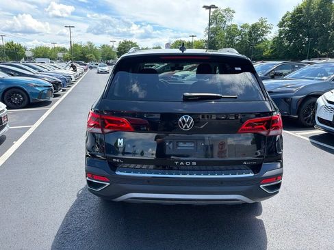 Used 2023 Volkswagen Taos SEL AWD/4WD image 5