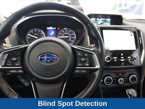 Used 2023 Subaru Crosstrek 2.5i Limited AWD/4WD image 7