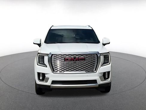 Used 2023 GMC Yukon Denali AWD/4WD image 4