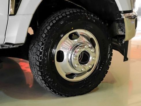Used 2025 Ford F350 Lariat w/ FX4 Off-Road Package AWD/4WD image 58
