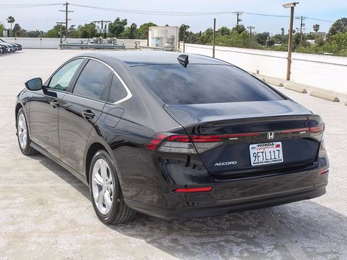 Certified 2023 Honda Accord LX image 32