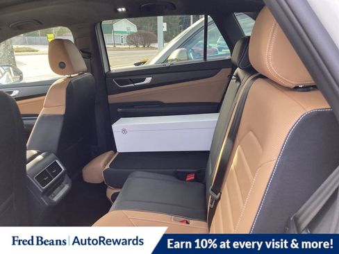 New 2026 Volkswagen Atlas Cross Sport SEL R-Line image 13