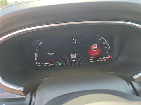 Used 2023 Acura MDX SH-AWD w/ Technology Package image 21