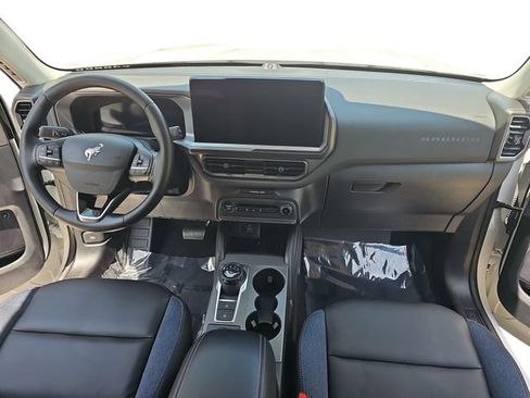 Certified 2025 Ford Bronco Sport Outer Banks w/ Outer Banks Tech Package+ AWD/4WD image 9