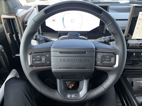 New 2025 GMC Hummer EV 3X w/ Extreme Off-Road Package image 10