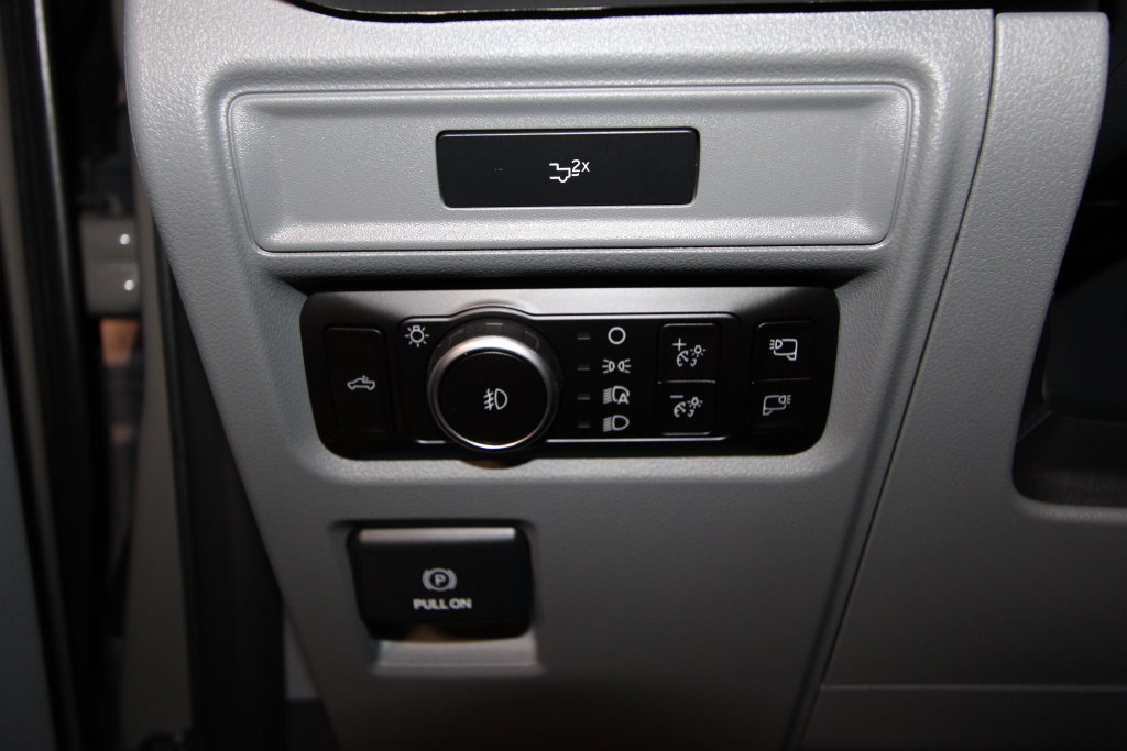 Used 2026 Ford F150 XLT w/ Equipment Group 302A MID AWD/4WD image 9