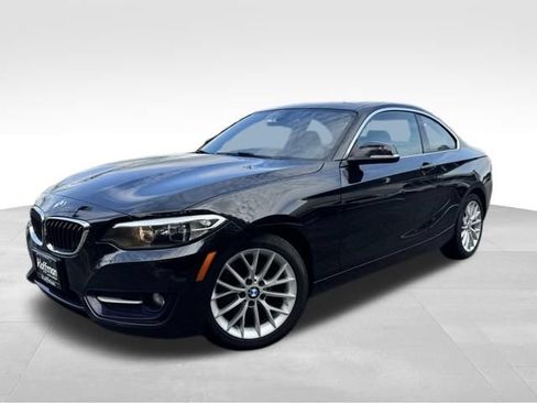 Used 2016 BMW 228i xDrive Coupe AWD/4WD image 4