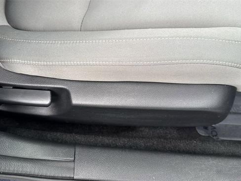 Used 2018 Honda Civic EX image 45