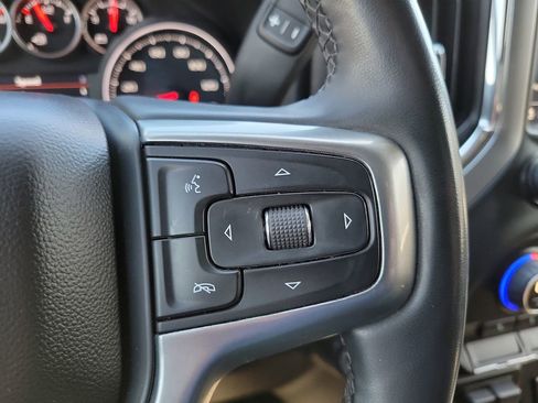 Used 2023 Chevrolet Silverado 2500 LT w/ Convenience Package image 18