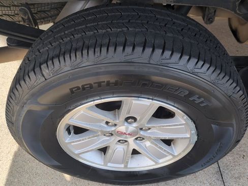 Used 2018 GMC Sierra 1500 SLE w/ Texas SLE Value Package image 19