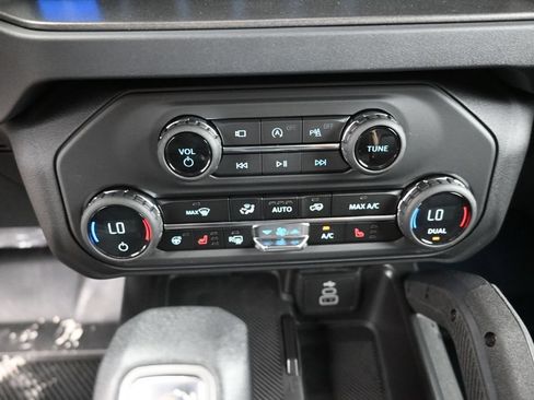 New 2026 Ford Bronco Badlands AWD/4WD image 9