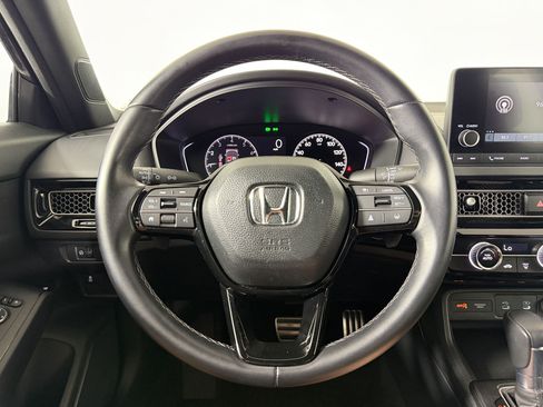 Used 2025 Honda Civic Sport image 9
