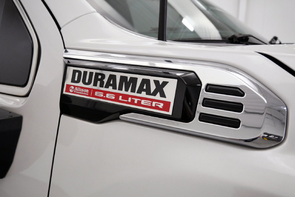 Used 2024 GMC Sierra 2500 Denali w/ Denali Reserve Package AWD/4WD image 11