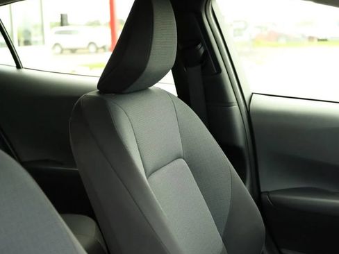 Used 2024 Toyota Prius LE FWD image 44